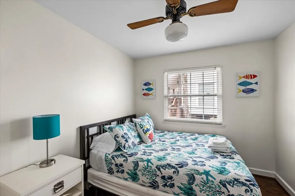3718 Brewster Key Drive Galveston, TX 77554