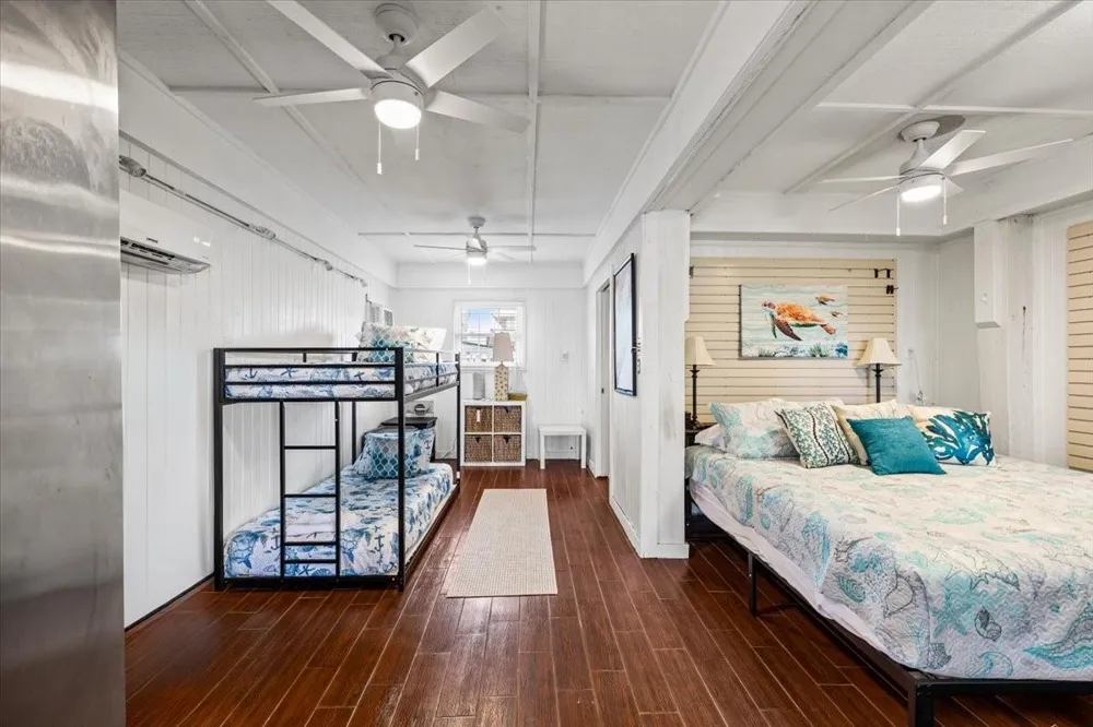3718 Brewster Key Drive Galveston, TX 77554