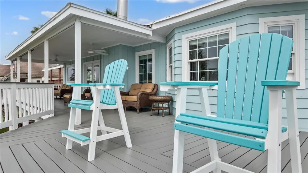 3718 Brewster Key Drive Galveston, TX 77554
