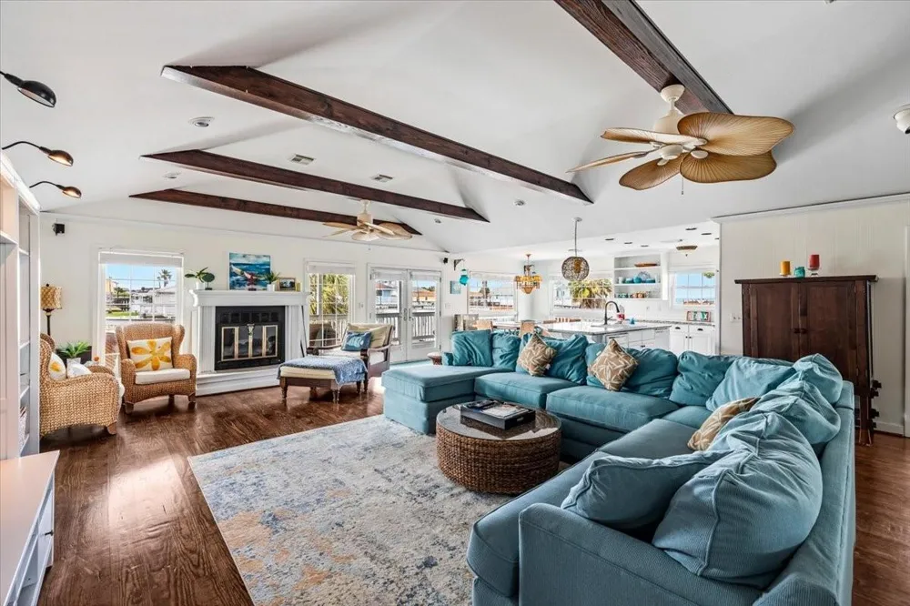 3718 Brewster Key Drive Galveston, TX 77554