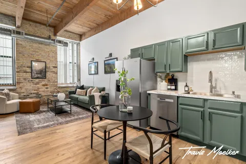 940 Monroe Avenue NW #127