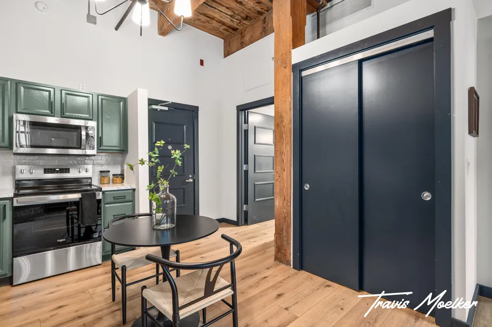 940 Monroe Avenue NW #127 Grand Rapids, MI 49503