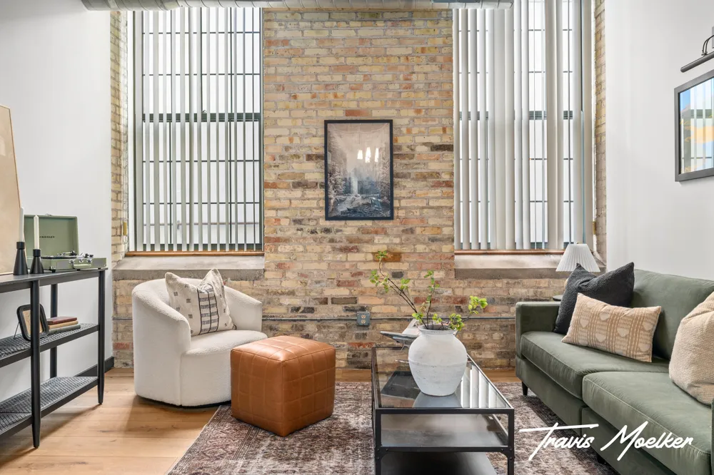 940 Monroe Avenue NW #127 Grand Rapids, MI 49503