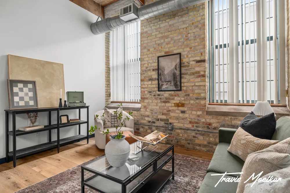 940 Monroe Avenue NW #127 Grand Rapids, MI 49503