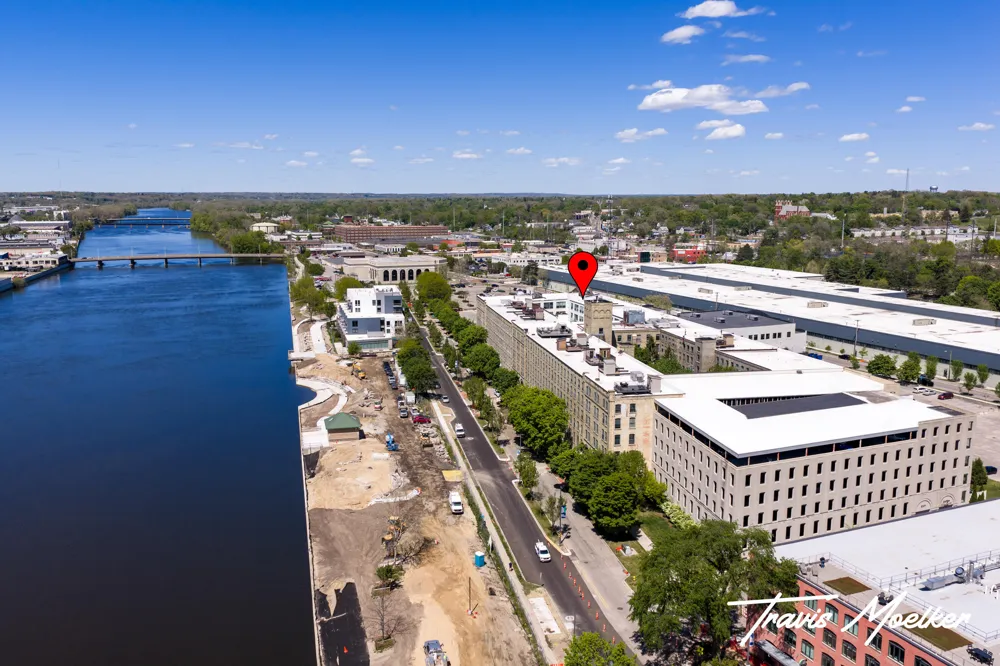 940 Monroe Avenue NW #127 Grand Rapids, MI 49503