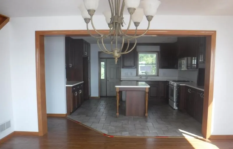 2918 E Shore Drive Portage, MI 49002