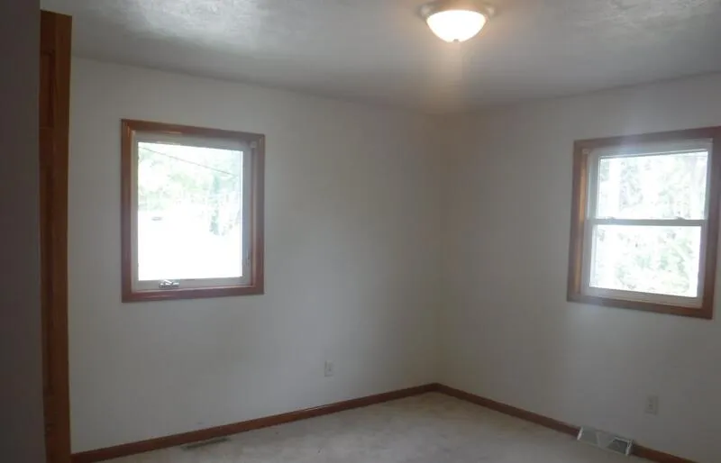 2918 E Shore Drive Portage, MI 49002