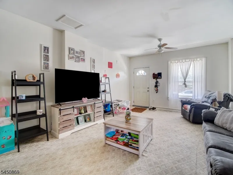 11 Davis St Phillipsburg Town, NJ 08865