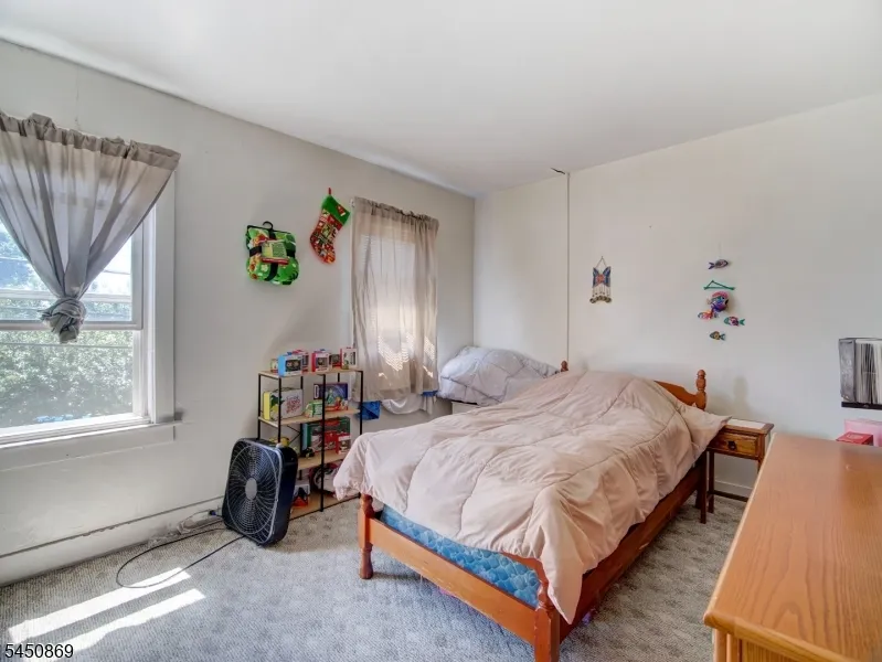 11 Davis St Phillipsburg Town, NJ 08865