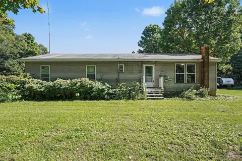 3714 Finley Lake Avenue