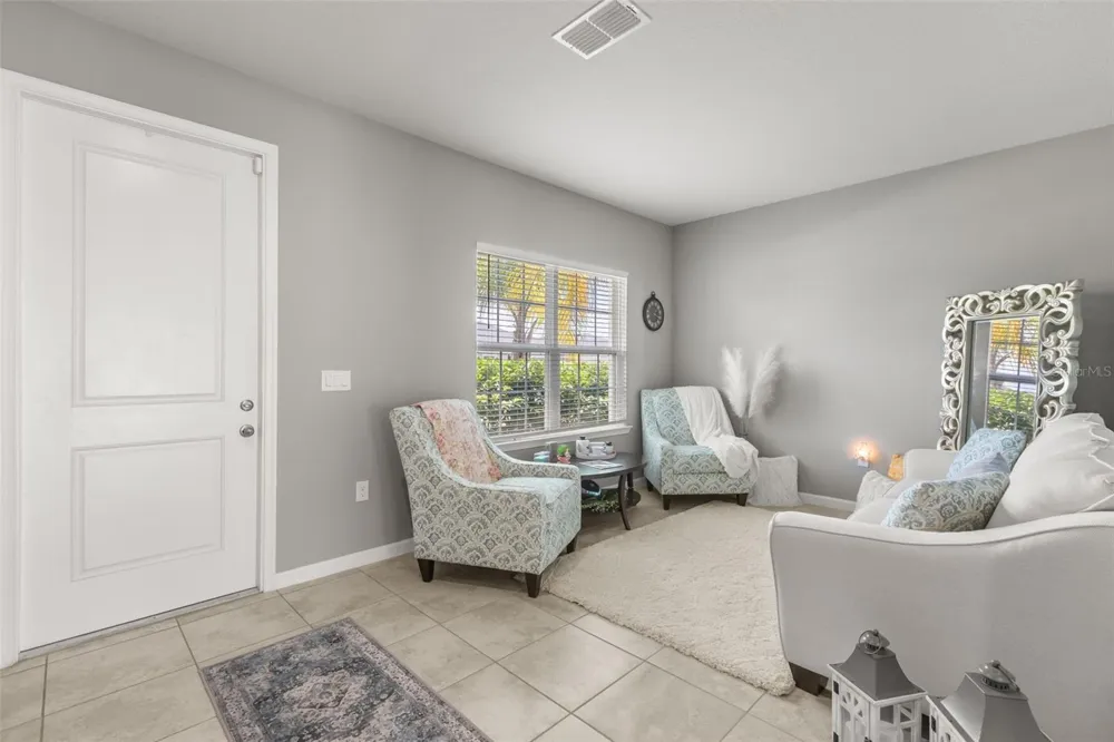 1596 EUCALYPTUS WAY Davenport, FL 33837