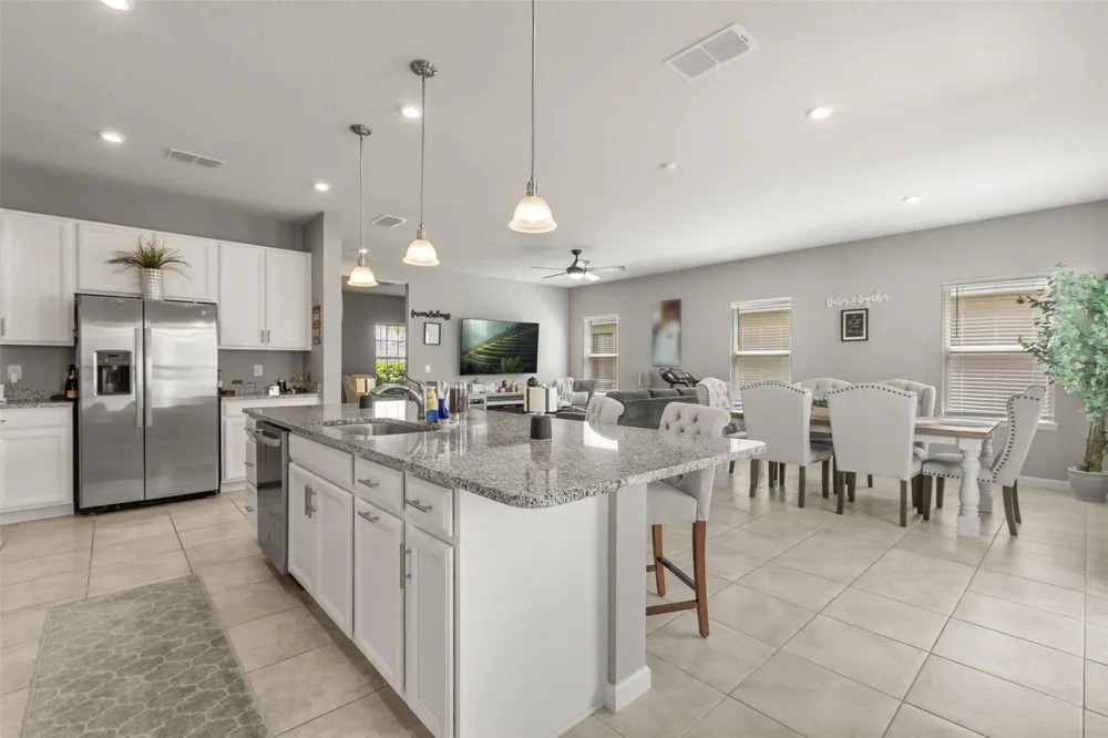 1596 EUCALYPTUS WAY Davenport, FL 33837