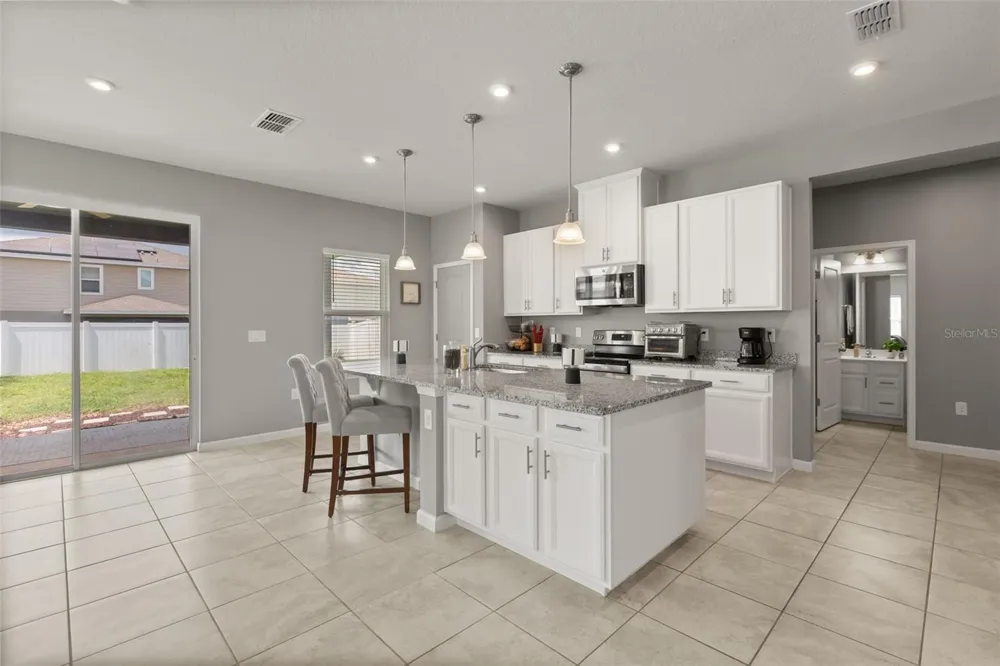 1596 EUCALYPTUS WAY Davenport, FL 33837