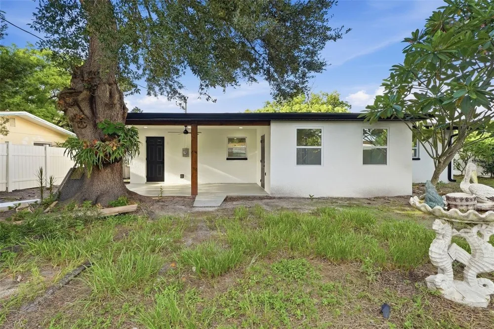 6212 42 AVENUE St Petersburg, FL 33709