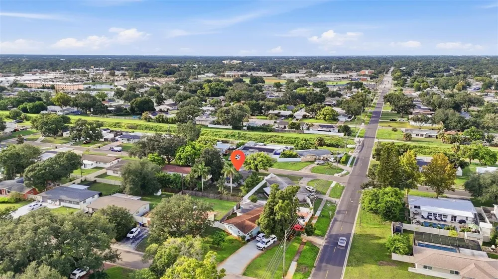 6212 42 AVENUE St Petersburg, FL 33709
