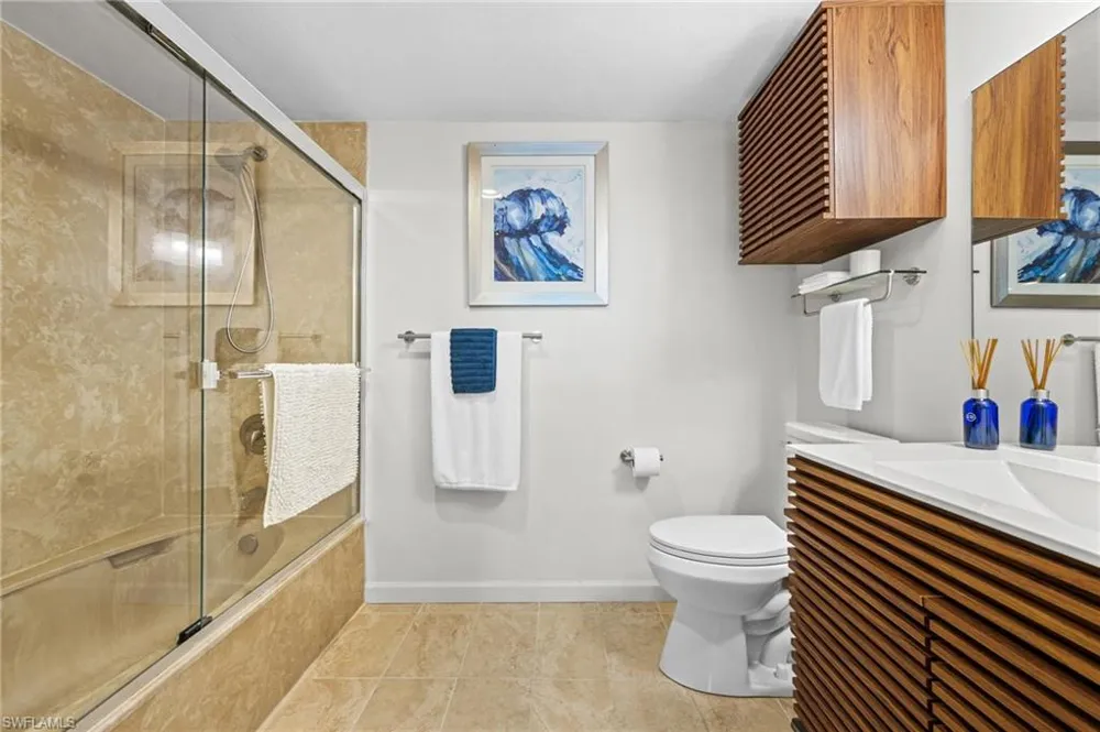 2711 First Street #304 Fort Myers, FL 33916