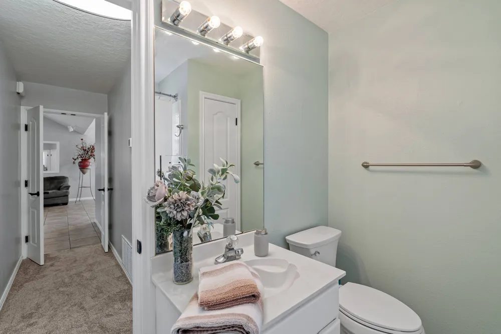 4096 Outpost Trace Lago Vista, TX 78645