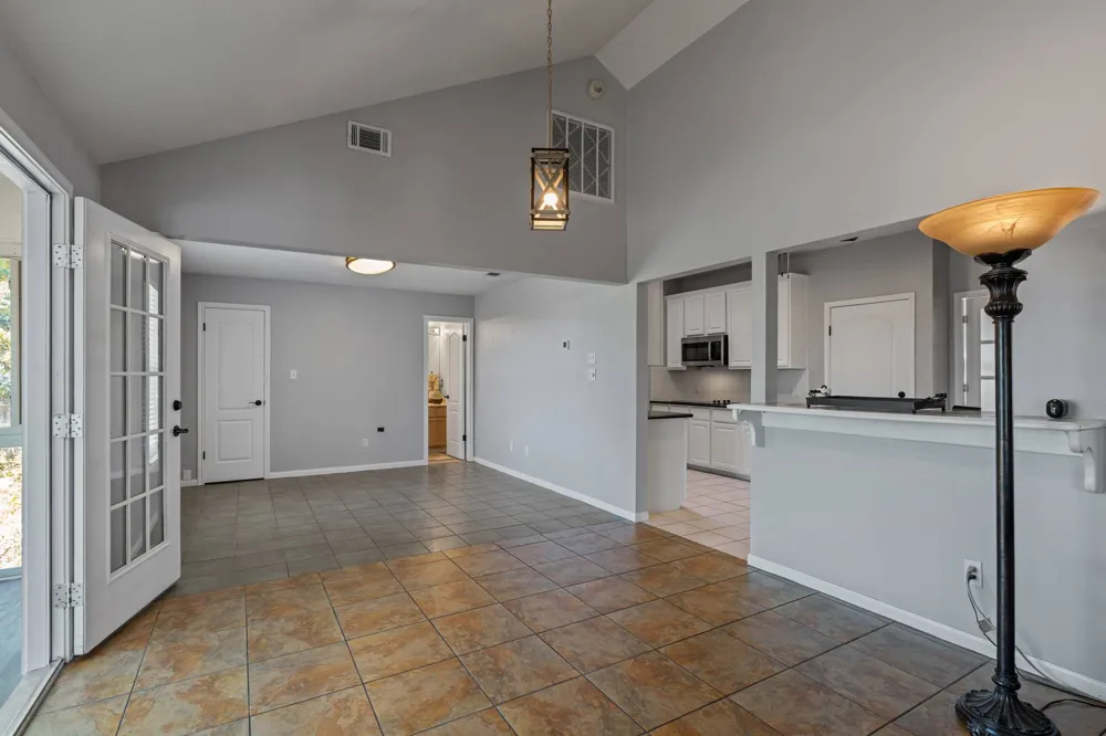 4096 Outpost Trace Lago Vista, TX 78645