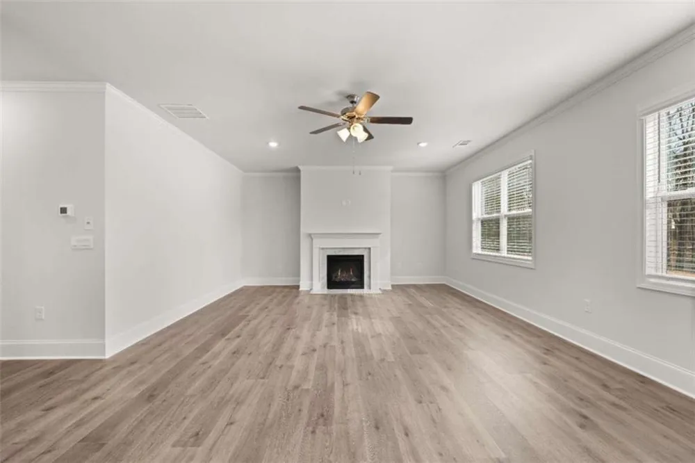 5270 Blue Bird Path Powder Springs, GA 30127