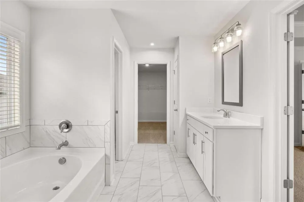 5270 Blue Bird Path Powder Springs, GA 30127