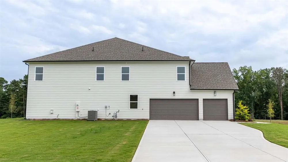 5270 Blue Bird Path Powder Springs, GA 30127