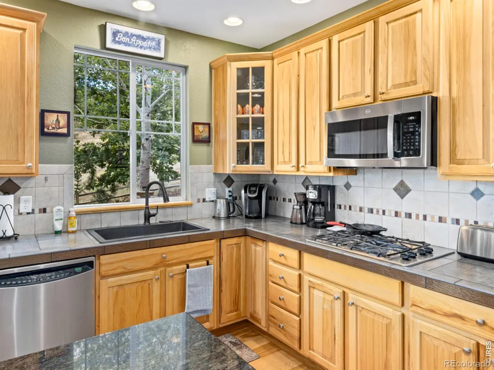 127 Eagle Valley Drive Lyons, CO 80540