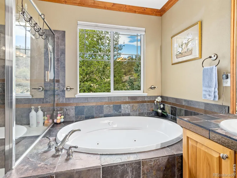 127 Eagle Valley Drive Lyons, CO 80540