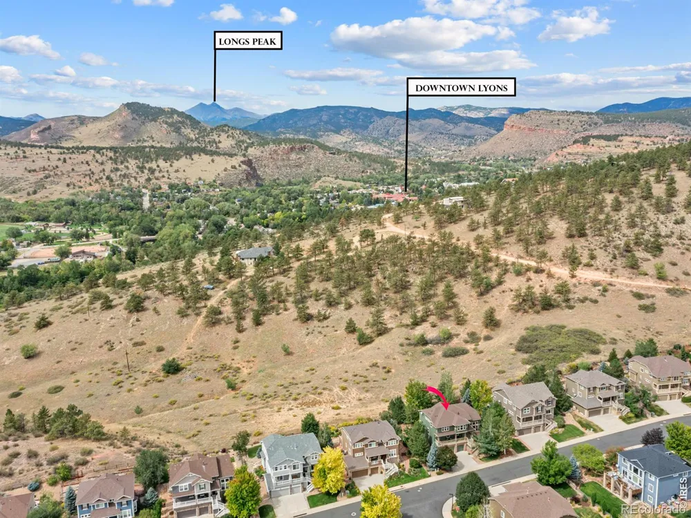127 Eagle Valley Drive Lyons, CO 80540