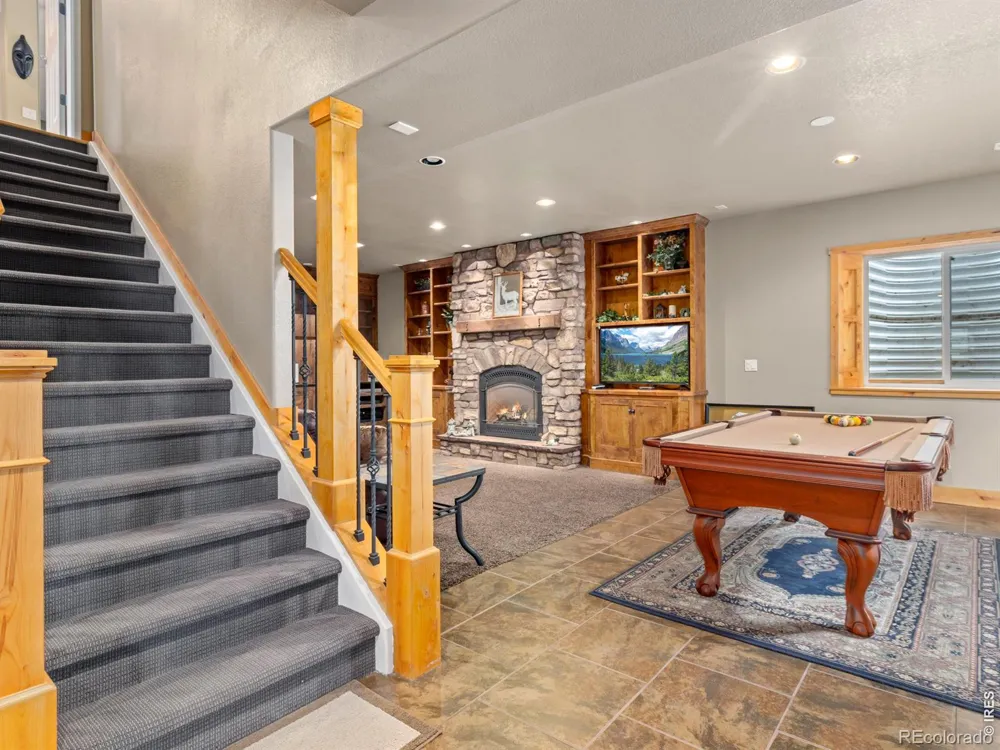 127 Eagle Valley Drive Lyons, CO 80540