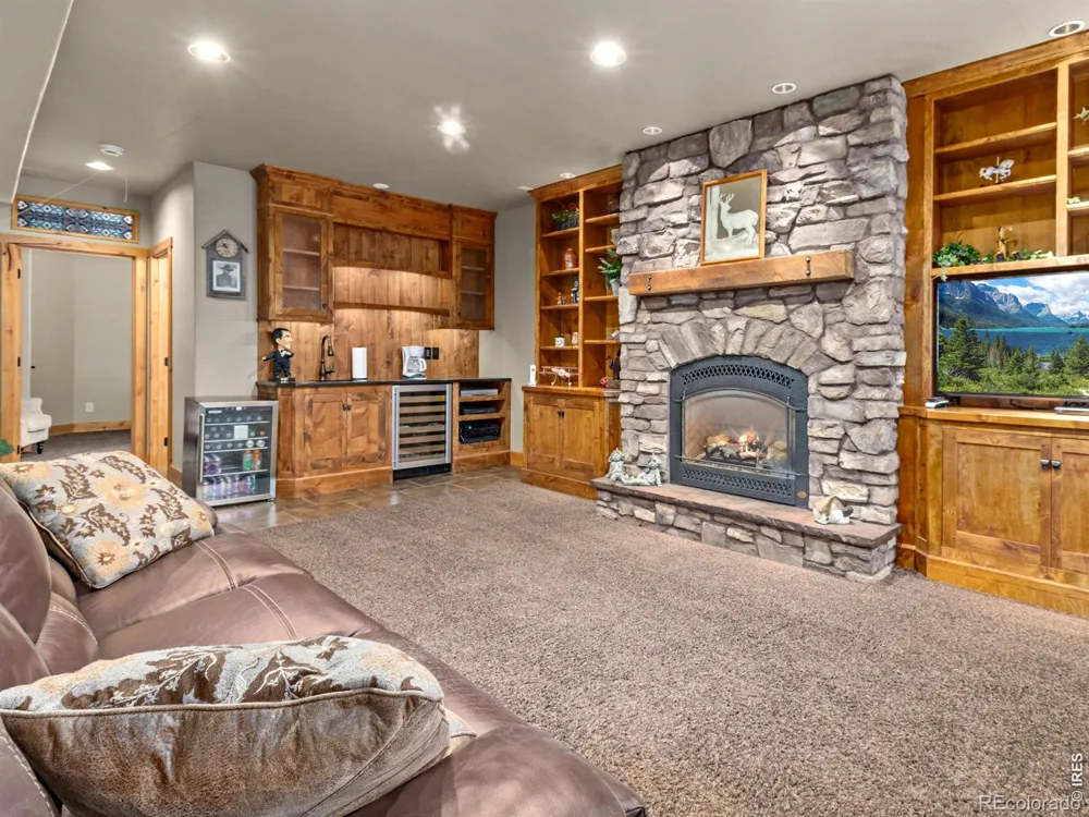 127 Eagle Valley Drive Lyons, CO 80540