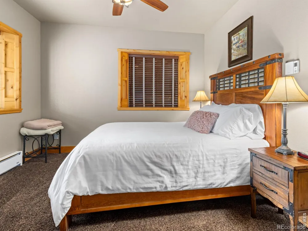 127 Eagle Valley Drive Lyons, CO 80540