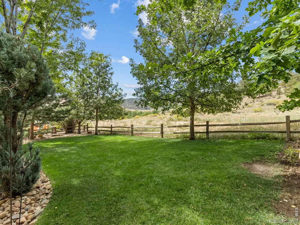 127 Eagle Valley Drive Lyons, CO 80540