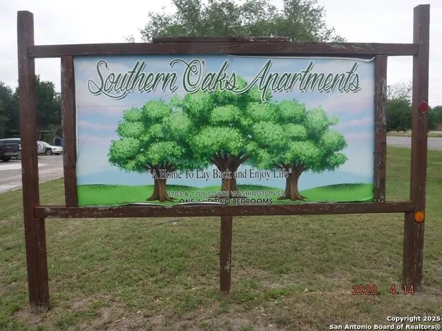 1703 S Washington Unit A7 Beeville, TX 78102