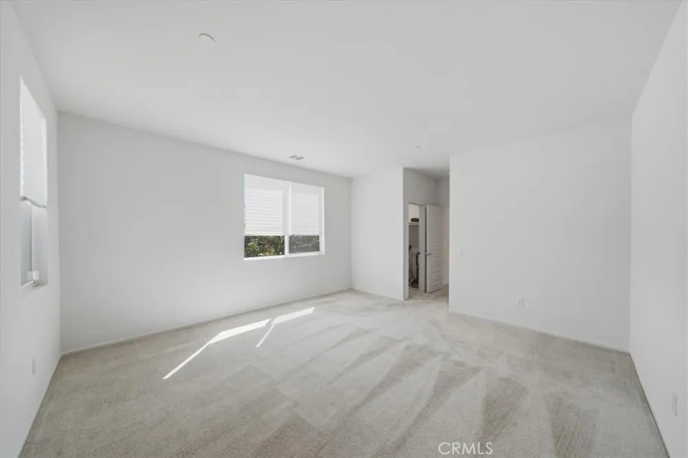 8660 Chester Avenue Hesperia, CA 92344