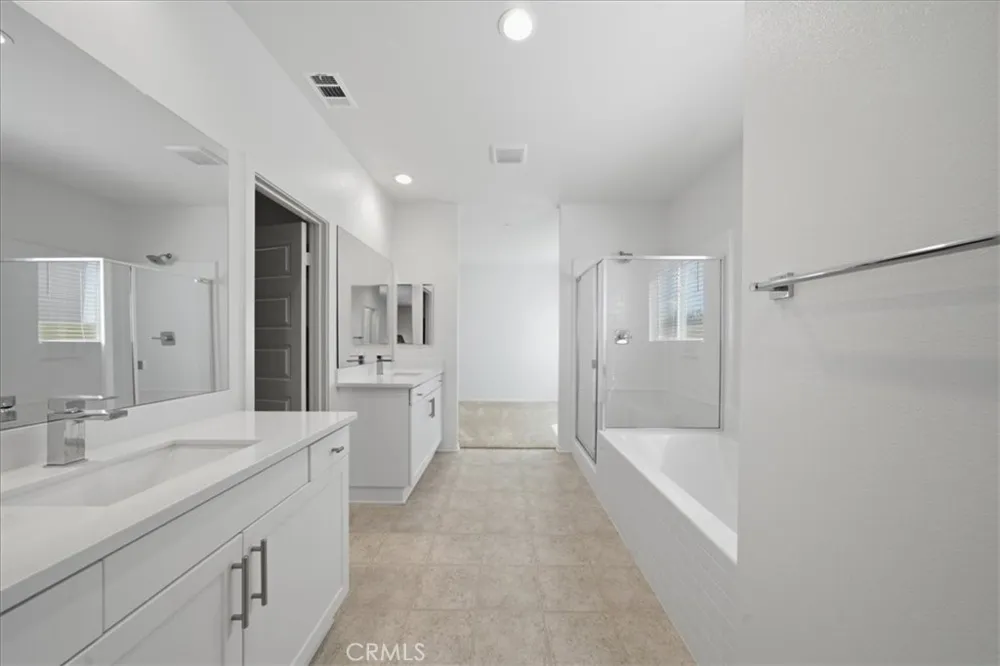 8660 Chester Avenue Hesperia, CA 92344
