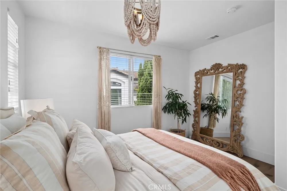 273 Mesa Costa Mesa, CA 92627