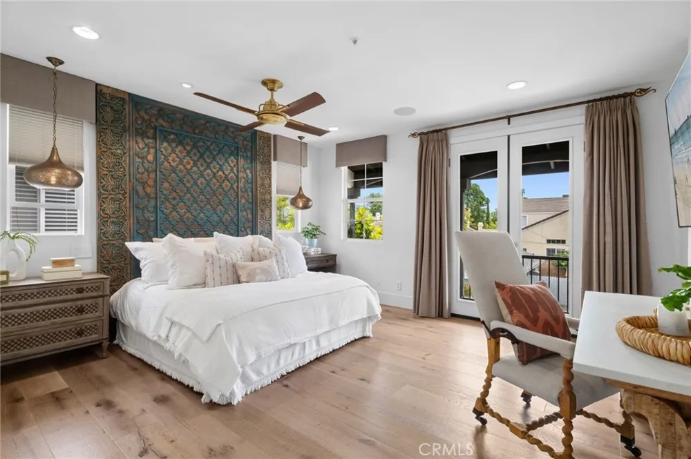 273 Mesa Costa Mesa, CA 92627
