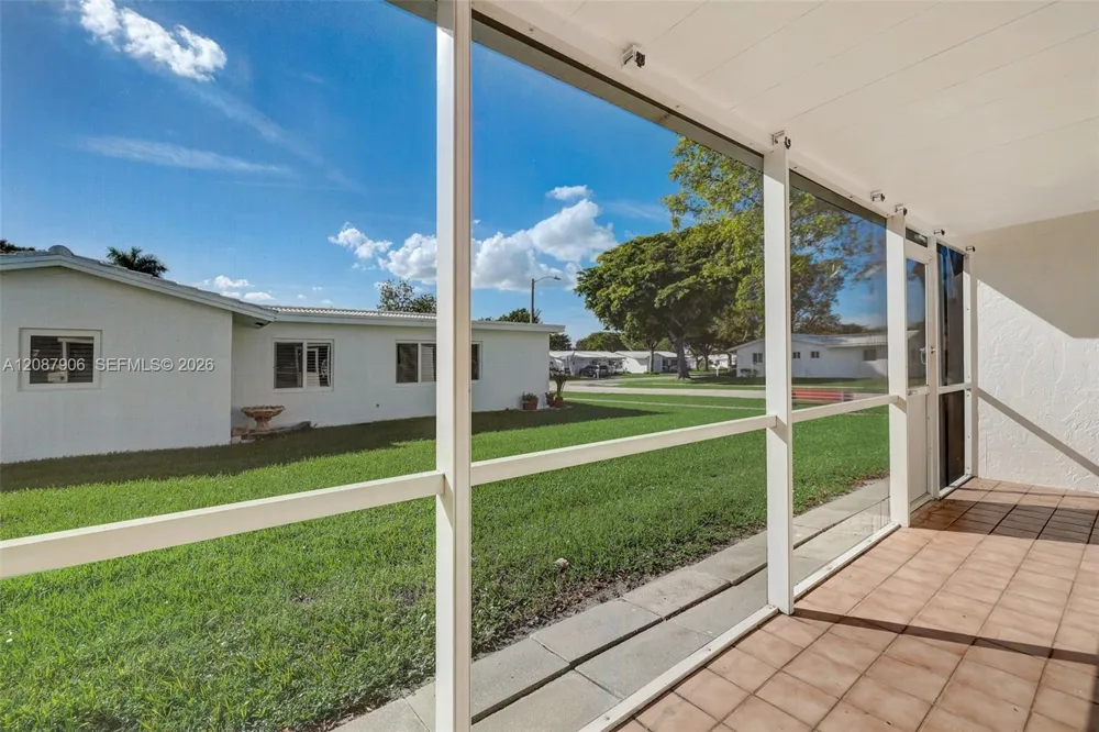 1651 NW 85th Ave Plantation, FL 33322