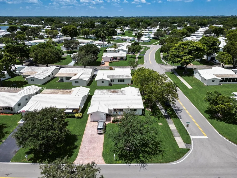 1651 NW 85th Ave Plantation, FL 33322