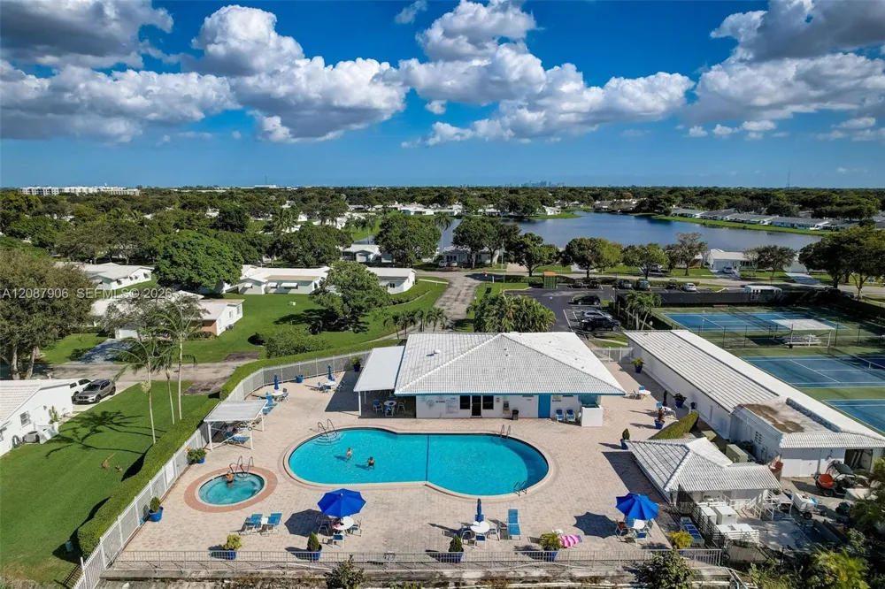 1651 NW 85th Ave Plantation, FL 33322