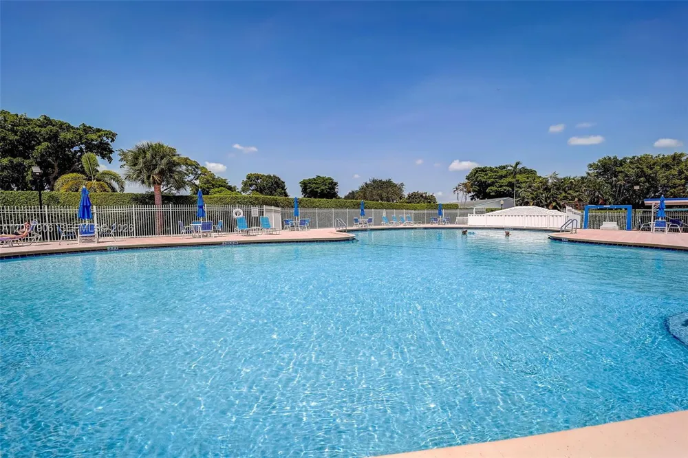1651 NW 85th Ave Plantation, FL 33322