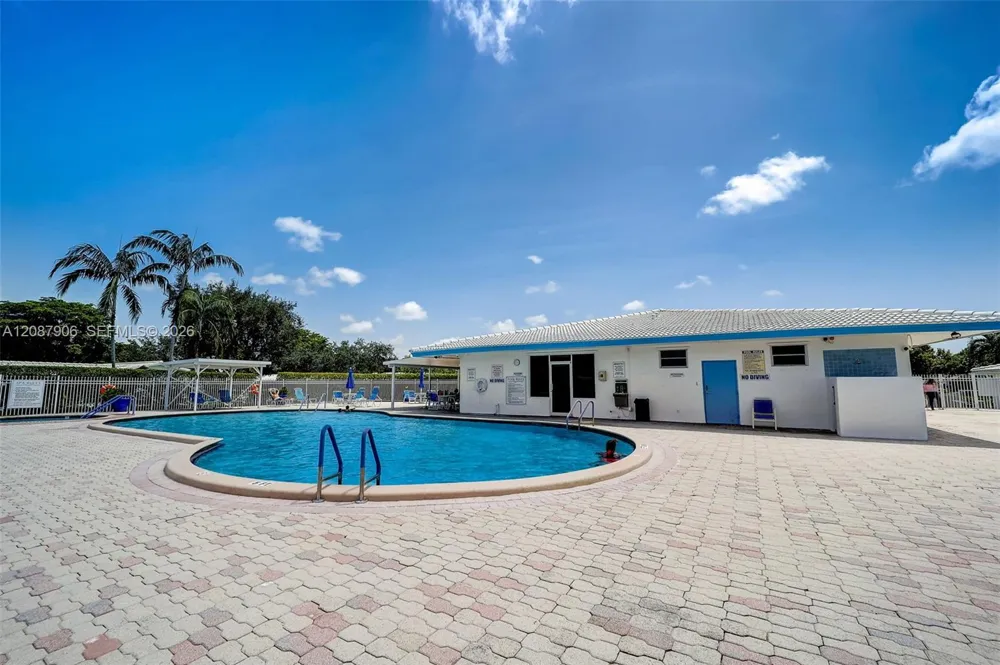 1651 NW 85th Ave Plantation, FL 33322