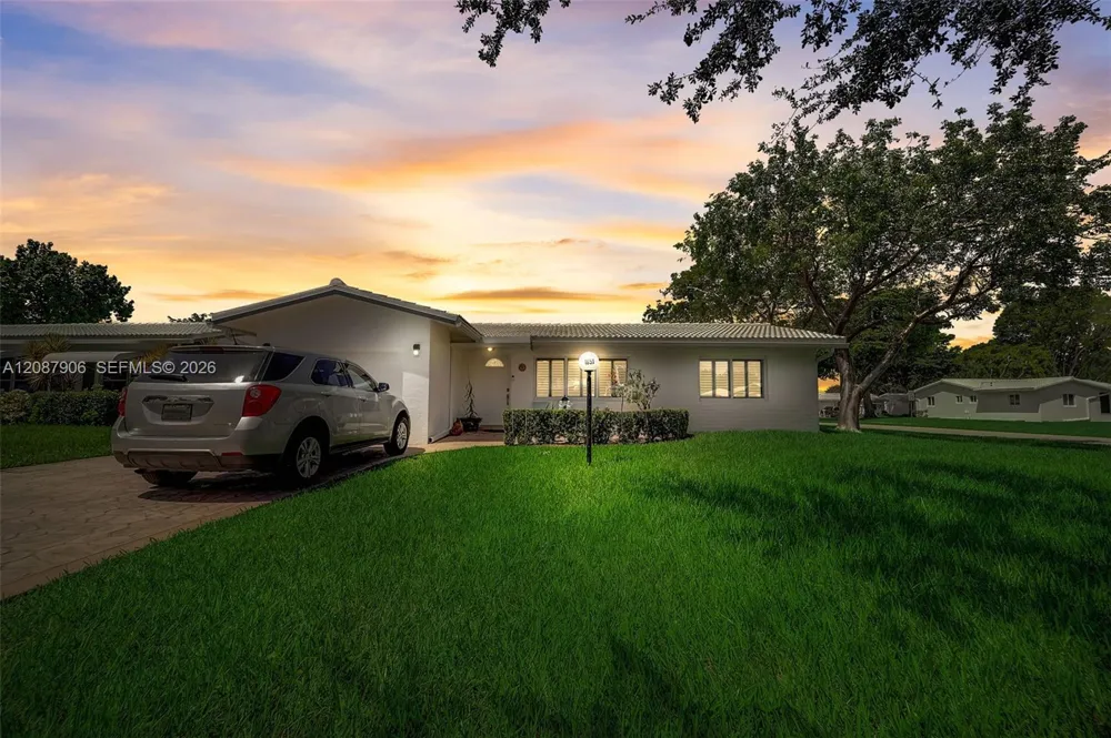 1651 NW 85th Ave Plantation, FL 33322
