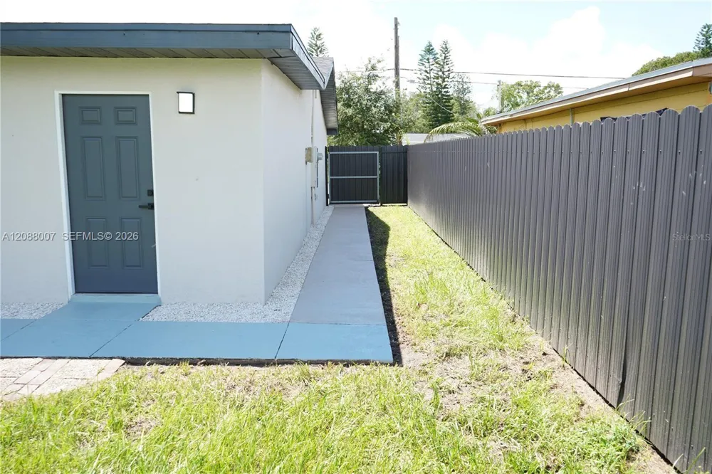 311 COUNTRY CLUB DR Other City - In The State Of Florida, FL 34677