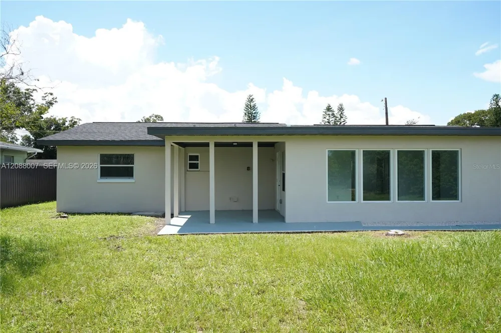 311 COUNTRY CLUB DR Other City - In The State Of Florida, FL 34677