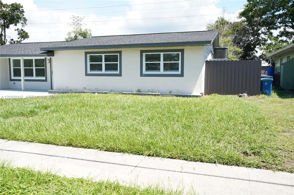 311 COUNTRY CLUB DR Other City - In The State Of Florida, FL 34677