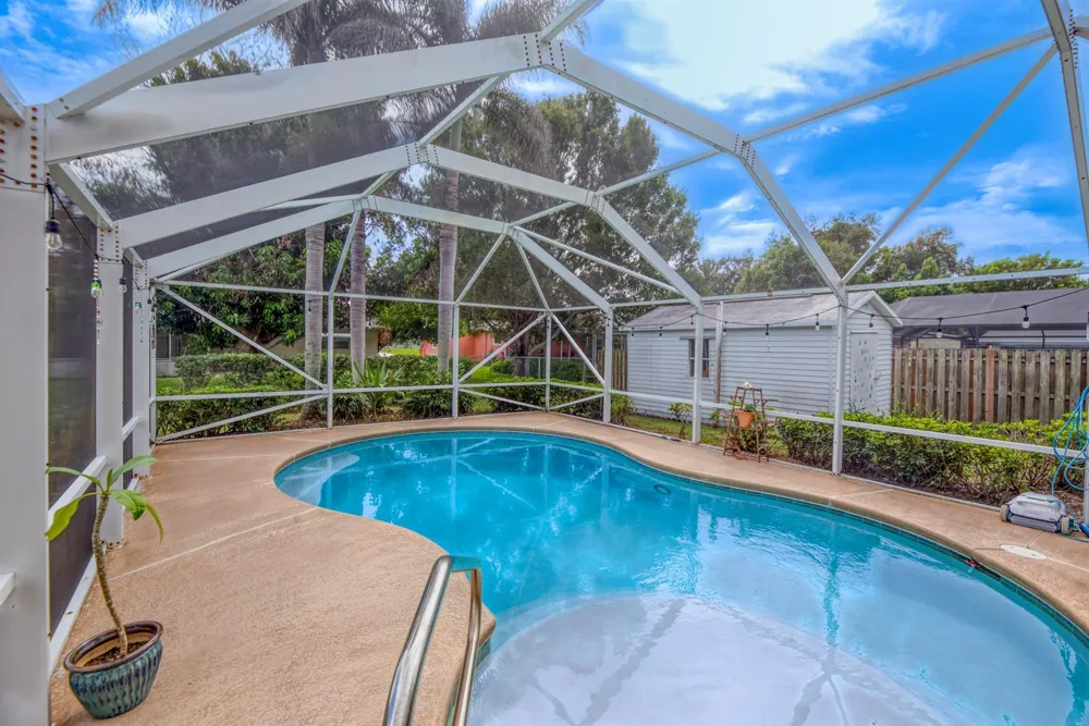 6004 Tangelo Drive Fort Pierce, FL 34982