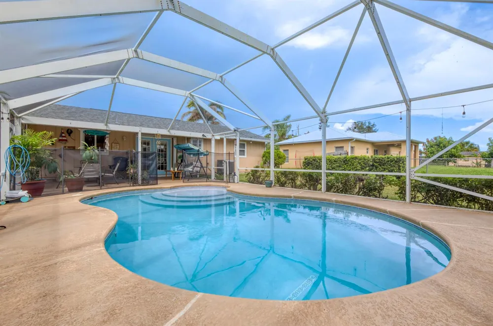 6004 Tangelo Drive Fort Pierce, FL 34982
