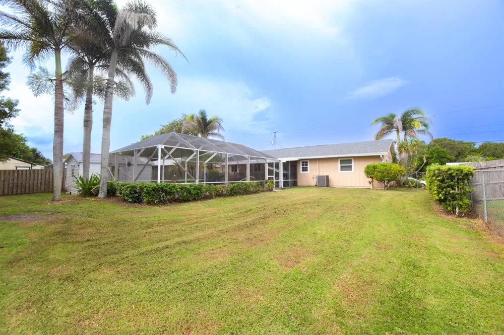 6004 Tangelo Drive Fort Pierce, FL 34982