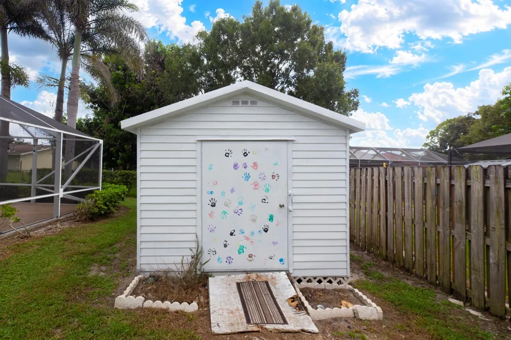 6004 Tangelo Drive Fort Pierce, FL 34982